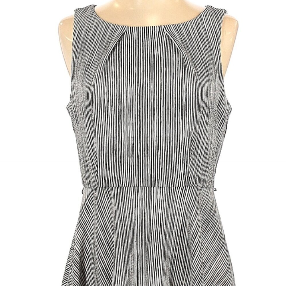 Elle Black and White Striped Dress women's size Small (342) - Picture 3 of 12